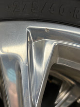 Load image into Gallery viewer, Set of Used OEM Polished '00-'25 GMC Sierra 1500 5917 Rims 275/60R20 Continental
