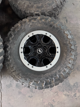 Load image into Gallery viewer, OEM '21-'26 Ford Bronco Sasquatch 17" Used Wheels 35/12.50R17 Toyo MT Tires LT
