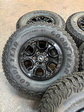 Load image into Gallery viewer, Set of 5 Used 17" '21-'26 Ford Bronco Sasquatch Black Rims 315/70R17 Goodyear LT
