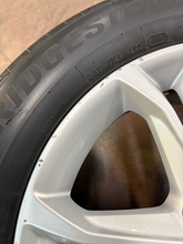 Load image into Gallery viewer, Set of 4 Used OEM 18" Silver '18-'21 BMW X3 Wheels on 225/60R18 Bridgestone H/P
