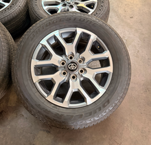 Load image into Gallery viewer, Set of OEM Takeoff '22-'26 Toyota Tundra Grey Machined Wheels 265/60R20 Tires LT
