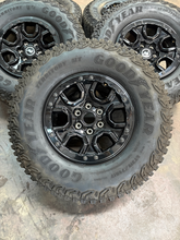 Load image into Gallery viewer, Set of 5 Used 17" '21-'26 Ford Bronco Sasquatch Black Rims 315/70R17 Goodyear LT
