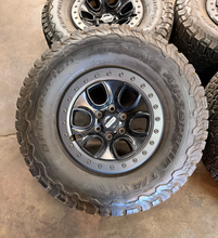 Load image into Gallery viewer, Set of Used '05-'26 Ford F-150 Raptor Wheels on 315/70R17 BFGoodrich AT Tires LT
