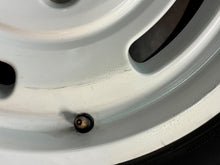 Load image into Gallery viewer, Set of 5 Used OEM 17&quot; &#39;21-&#39;25 Ford Bronco White Wheels 315/70R17 Goodyear MT LT
