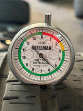 Load image into Gallery viewer, Set of Used &#39;19-&#39;25 RAM 1500 Charcoal Machined Rims on 275/55R20 Bridgestone LT
