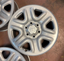 Load image into Gallery viewer, Set of 4 OEM Takeoff 18x7.5 '22-'26 Toyota Tundra Steel Wheels 42601-0C070 75275
