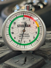 Load image into Gallery viewer, Set of Five Used 17&quot; Gloss Black &#39;21-&#39;25 Ford Bronco Rims 315/70R17 Goodyear LT
