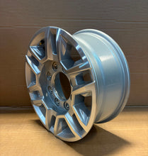 Load image into Gallery viewer, Single New Takeoff 17" '11-'26 Chevrolet Silverado 2500 3500 SRW Wheel 5948 OEM
