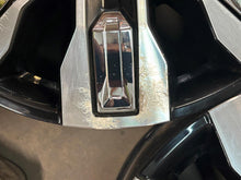 Load image into Gallery viewer, Set of x4 Used OEM GM &#39;11-&#39;25 GMC Sierra 2500 3500 Denali Ultimate Wheels LT
