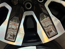 Load image into Gallery viewer, Set of x4 Used OEM GM &#39;11-&#39;25 GMC Sierra 2500 3500 Denali Ultimate Wheels LT
