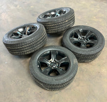 Load image into Gallery viewer, Set of 4 &#39;19-&#39;25 RAM 1500 20&quot; Rims 285/55R20 Michelin Michelin Defender LTX M/S2
