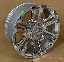 Load image into Gallery viewer, Set of 4 Brand NEW OEM GM '99-'18 Chevrolet Silverado 22 Inch Chrome Wheels 4741

