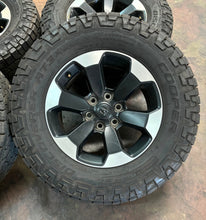 Load image into Gallery viewer, Set of 4 Used OEM 18&quot; &#39;19-&#39;25 Dodge RAM 1500 Wheels on 275/70R18 Cooper Tires LT
