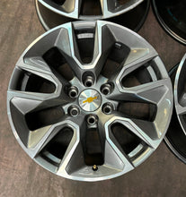 Load image into Gallery viewer, Set of OEM Takeoff &#39;00-&#39;24 Chevrolet Silverado 1500 RST 20&quot; Grey Machined Wheels
