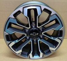Load image into Gallery viewer, Set of New OEM &#39;00-&#39;25 Silverado 1500 Tahoe 18&quot; Satin Graphite Wheels TPMS Lugs
