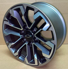 Load image into Gallery viewer, x1 New OEM &#39;00-&#39;25 GMC Sierra Chevrolet Silverado 1500 18&quot; Satin Graphite Wheel
