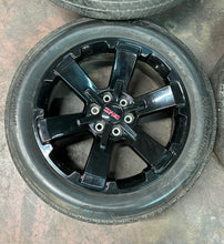 Load image into Gallery viewer, Set of 4 OEM Used 22&quot; &#39;00-&#39;18 GMC Sierra 1500 &amp; Yukon Rims on 275/50R22 Tires LT
