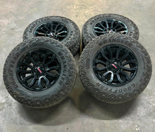 Load image into Gallery viewer, Set of Used 18&quot; &#39;00-&#39;24 GMC Sierra 1500 Rims 275/70R18 Goodyear Territory MT LT
