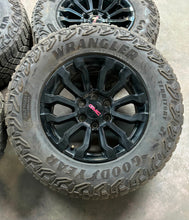 Load image into Gallery viewer, Set of Used 18&quot; &#39;00-&#39;24 GMC Sierra 1500 Rims 275/70R18 Goodyear Territory MT LT
