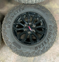 Load image into Gallery viewer, Set of Used 18&quot; &#39;00-&#39;24 GMC Sierra 1500 Rims 275/70R18 Goodyear Territory MT LT
