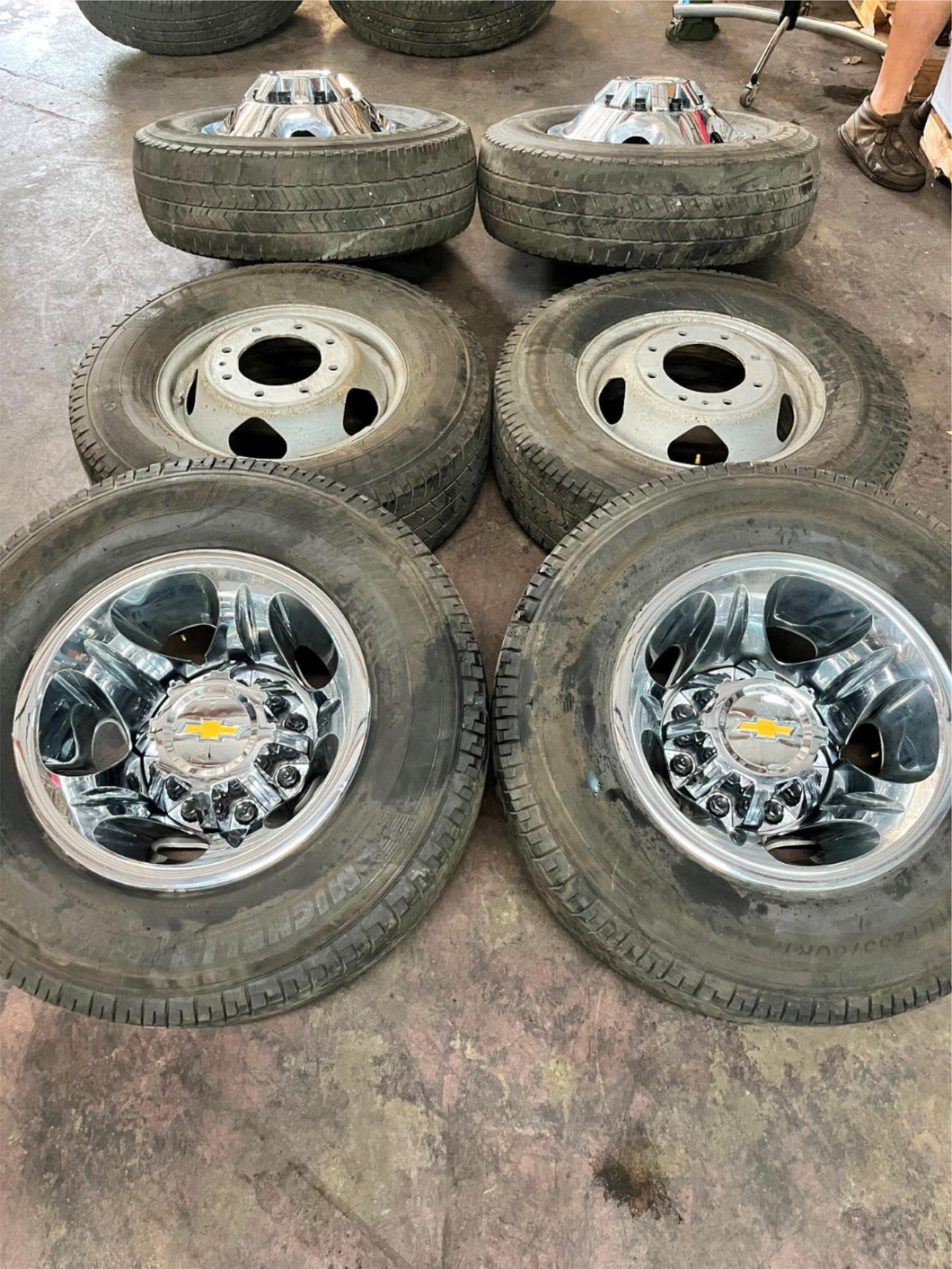 Set of Used '11-'24 Chevrolet 3500 Dually 17