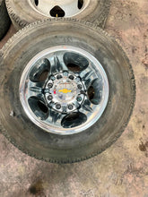 Load image into Gallery viewer, Set of Used &#39;11-&#39;24 Chevrolet 3500 Dually 17&quot; Steel Rims 235/80R17 Michelin LT

