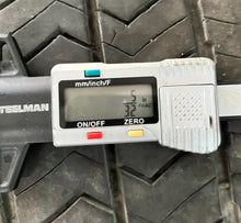 Load image into Gallery viewer, Set of Used &#39;11-&#39;24 Chevrolet 3500 Dually 17&quot; Steel Rims 235/80R17 Michelin LT
