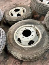Load image into Gallery viewer, Set of 6 Used &#39;11-&#39;25 Chevrolet 3500 Dually 17&quot; Rims 235/80R17 Michelin Tire LT
