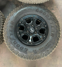 Load image into Gallery viewer, Used Set of 5 17&quot; Gloss Black &#39;21-&#39;24 Ford Bronco Rims 315/70R17 Goodyear MT LT
