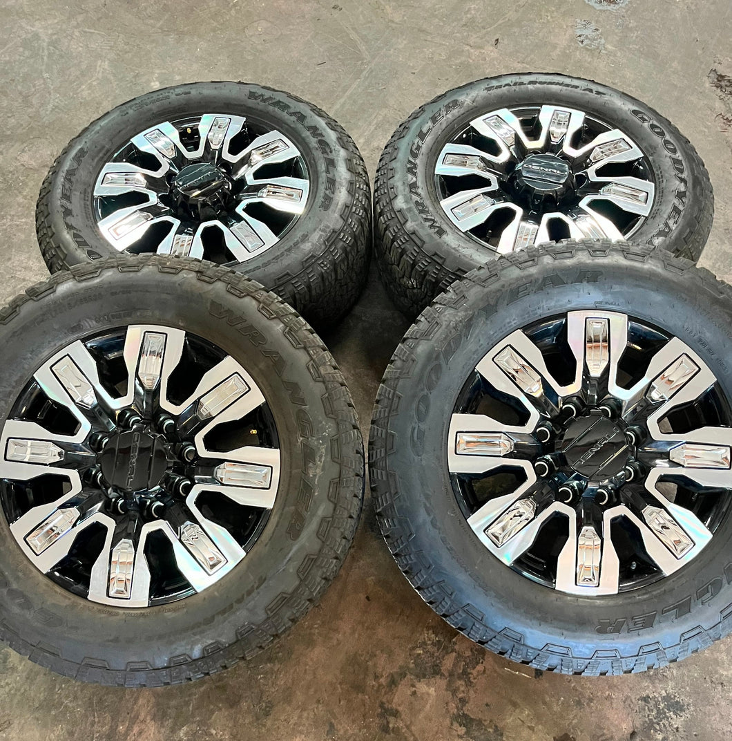 Set of 4 Used 20