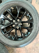 Load image into Gallery viewer, Set of Five Used OEM 20&quot; Black &#39;07-&#39;25 Jeep Wrangler Gladiator Rims 275/55R20 LT
