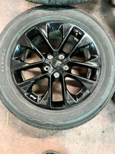 Load image into Gallery viewer, Set of Five Used OEM 20&quot; Black &#39;07-&#39;25 Jeep Wrangler Gladiator Rims 275/55R20 LT
