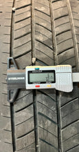Load image into Gallery viewer, Used Set of 6 &#39;11-&#39;25 Chevrolet 3500 Dually 17&quot; Rims 235/80R17 Michelin Tire LT
