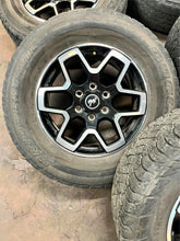 Load image into Gallery viewer, Set of Five Used 18&quot; &#39;21-&#39;25 Black &amp; Milled Ford Bronco Rims 255/70R18 Tires LT
