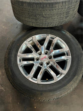 Load image into Gallery viewer, Set of Used 20&quot; Polished &#39;00-&#39;24 GMC Sierra 1500 Rims 275/60R20 Bridgestones LT
