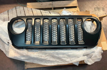 Load image into Gallery viewer, Brand New OEM Mopar &#39;20-&#39;24 Jeep Gladiator Satin Black Front Grille - 82216097
