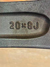 Load image into Gallery viewer, Set of OEM Takeoff &#39;22-&#39;25 Toyota Tundra 20&quot; Dark Charcoal Rims 75277 Free Ship

