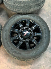 Load image into Gallery viewer, Set of 4 Used OEM &#39;11-&#39;25 GMC Sierra 2500 3500 Black Wheels 275/65R20 Tires LT
