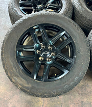 Load image into Gallery viewer, Set of Used &#39;00-&#39;25 Chevy Silverado 1500 Black Rims 275/60R20 Bridgestone AT LT
