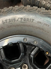 Load image into Gallery viewer, Used Set of Five 17&quot; Gloss Black &#39;21-&#39;25 Ford Bronco Rims 315/70R17 Goodyear LT
