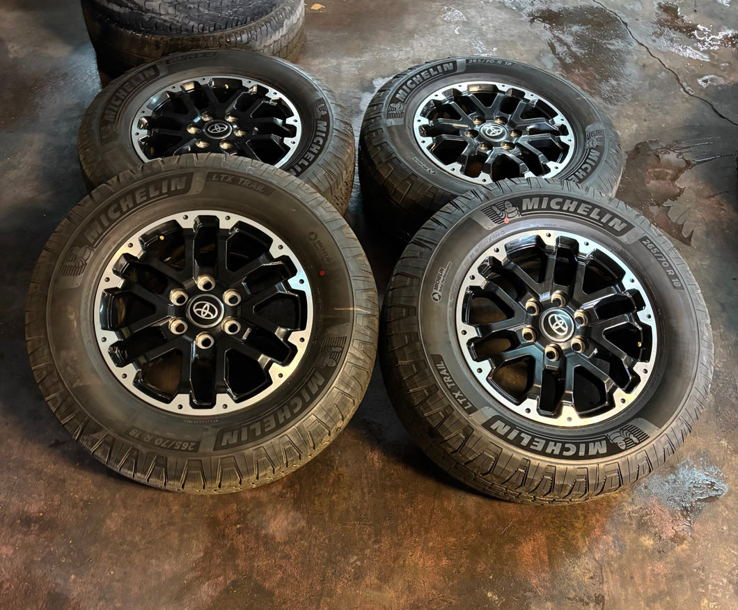 Set of Used OEM Takeoff '23-'25 Toyota Sequoia 18