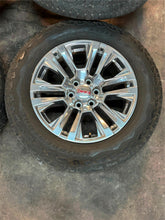 Load image into Gallery viewer, Set of 4 OEM 20&quot; Polished &#39;00-&#39;25 GMC Sierra 1500 Rims 275/60R20 Bridgestone LT
