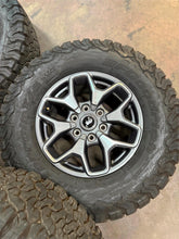 Load image into Gallery viewer, Set of Five Used 17&quot; &#39;21-&#39;25 Ford Bronco Wheels on 285/70R17 BFGoodrich TAKO2 LT
