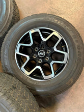 Load image into Gallery viewer, Set of 5 Used OEM 18&quot; &#39;21-&#39;25 Ford Bronco Black &amp; Milled Rims 255/70R18 Tires LT
