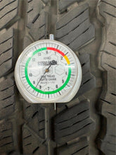 Load image into Gallery viewer, Set of 5 Used OEM 18&quot; &#39;21-&#39;25 Ford Bronco Black &amp; Milled Rims 255/70R18 Tires LT
