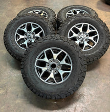 Load image into Gallery viewer, Set of Used 17&quot; &#39;21-&#39;25 Ford Bronco OEM Wheels on 285/70R17 BFGoodrich TAKO2 LT

