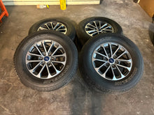 Load image into Gallery viewer, Set of 4 Used 18&quot; &#39;05-&#39;25 Ford F-150 Wheels on 275/65R18 Michelin Primacy XC LT

