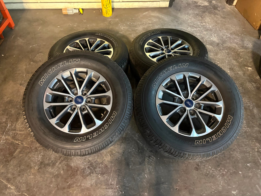 Set of 4 Used 18