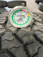 Load image into Gallery viewer, Set of 4 Used &#39;11-&#39;25 GMC 2500 3500 Denali Ultimate 20&quot; Rims 275/65R20 Tires LT
