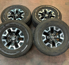 Load image into Gallery viewer, Set of 4 Used OEM &#39;05-&#39;23 Toyota Tacoma 75189 16&quot; Wheels Only Free Shipping LT
